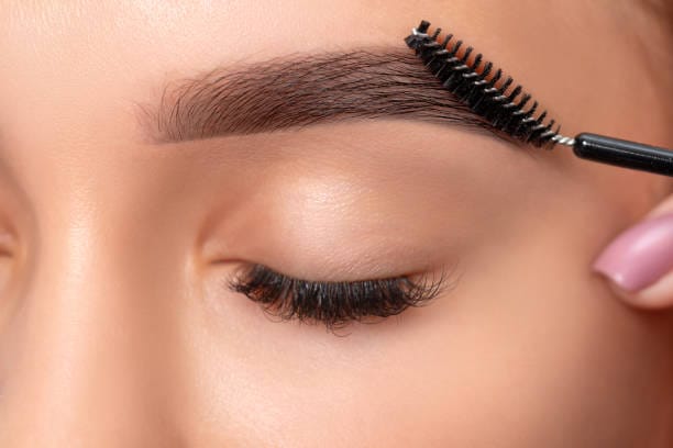 Home Remedies To Get Thick Eyebrows